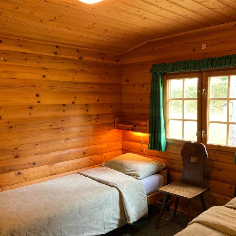 Chalet Glimuschir - Apartment mit Dusche - 4