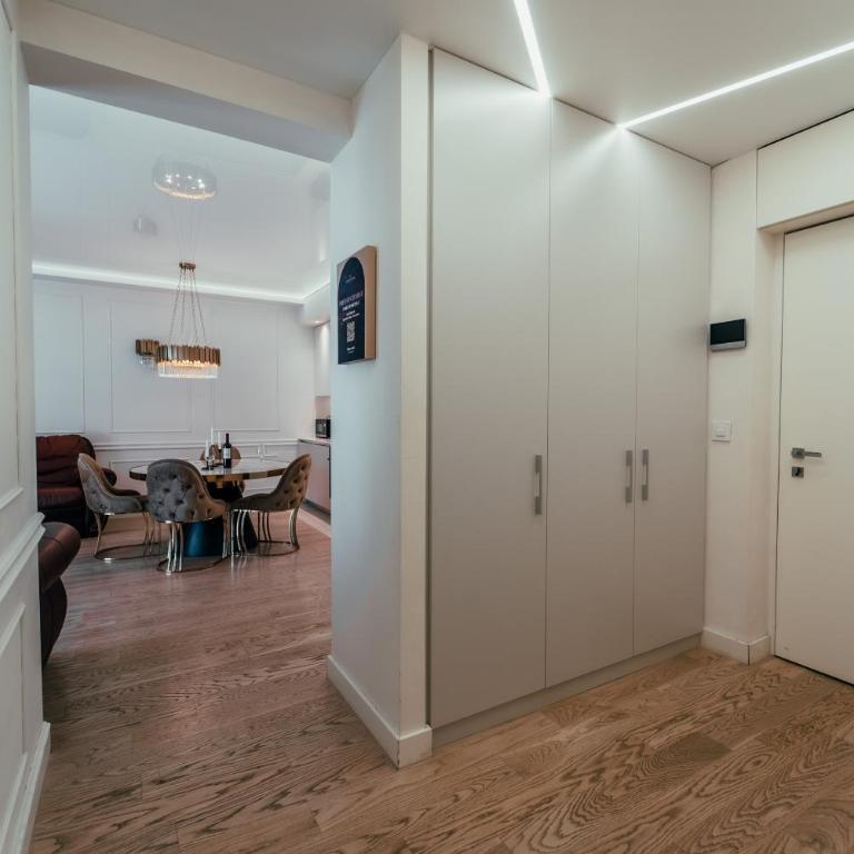 Belgrade Waterfront Mirage - Porodični Apartman sa 2 Spavaće Sobe - 13