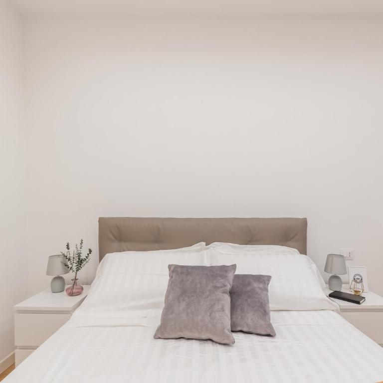 The Best Rent - Modern one-bedroom apartment in the Cipro area - Appartamento con Balcone - 16