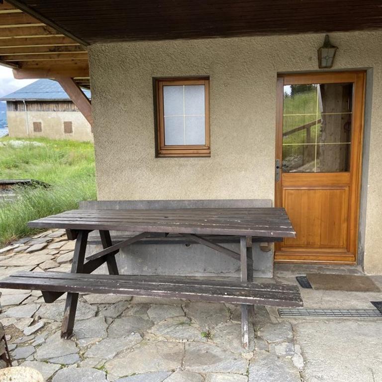 Chalet cosy à Crest-Voland – 6 personnes, cuisine équipée, salon TV, proche pistes et nature - Chalet 2 Chambres - 13