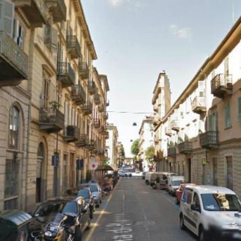 Wonderful attic in city centre - One-Bedroom Apartment - 11
