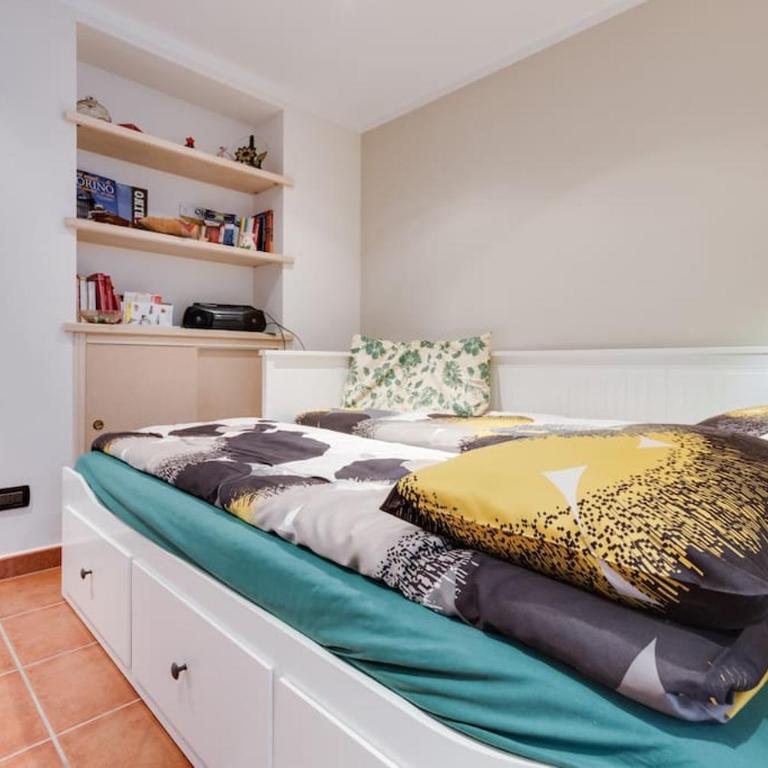 Wonderful attic in city centre - One-Bedroom Apartment - 17