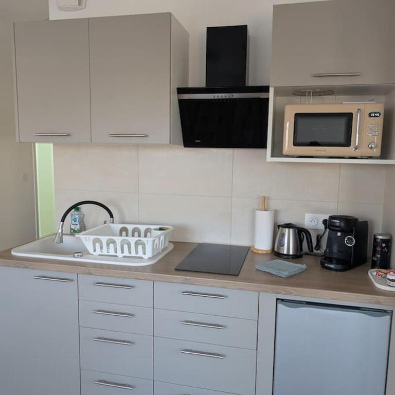Appartement moderne avec terrasse et vue panoramique - Appartamento con 1 Camera da Letto - 8