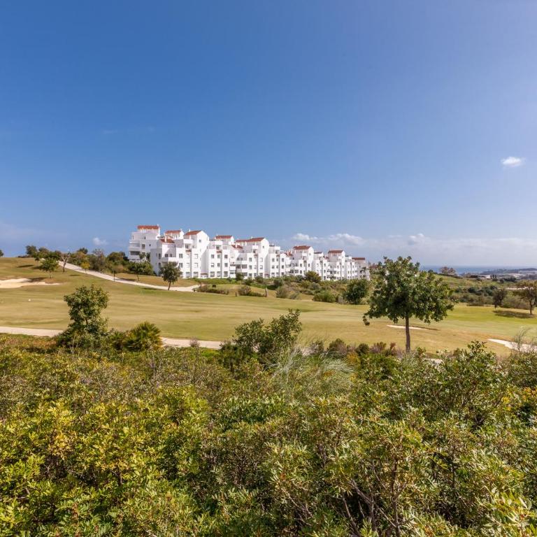 2060-Newly furnished 2 bedrooms apt with golf - Apartamento de 2 dormitorios - 22