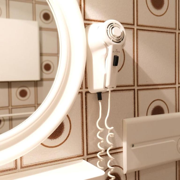 Cèsa Ciampac - Appartamento con 1 Camera da Letto, Balcone e Vista Montagna - 12