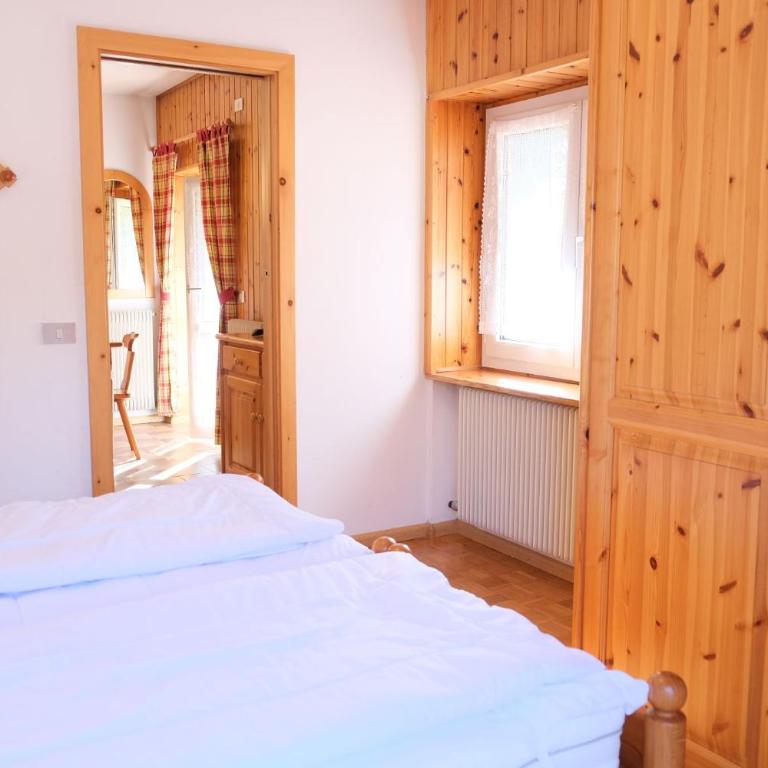 Cèsa Ciampac - Appartamento con 1 Camera da Letto, Balcone e Vista Montagna - 16