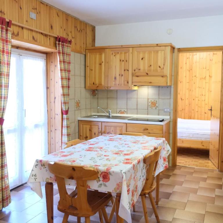 Cèsa Ciampac - Appartamento con 1 Camera da Letto, Balcone e Vista Montagna - 20