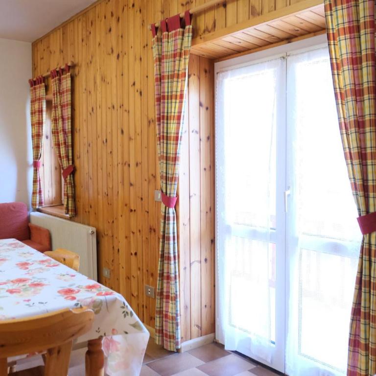 Cèsa Ciampac - Appartamento con 1 Camera da Letto, Balcone e Vista Montagna - 8