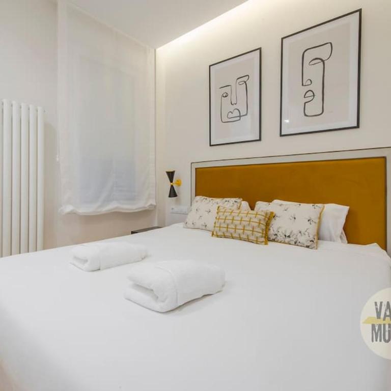 Lujoso Apartamento para 4 personas en la Gran Vía - Two-Bedroom Apartment - 4