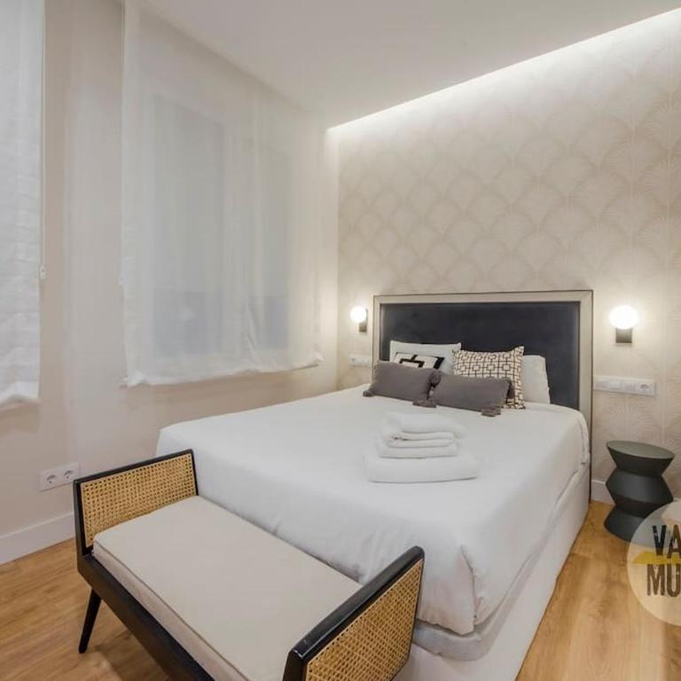 Lujoso Apartamento para 4 personas en la Gran Vía - Two-Bedroom Apartment - 9
