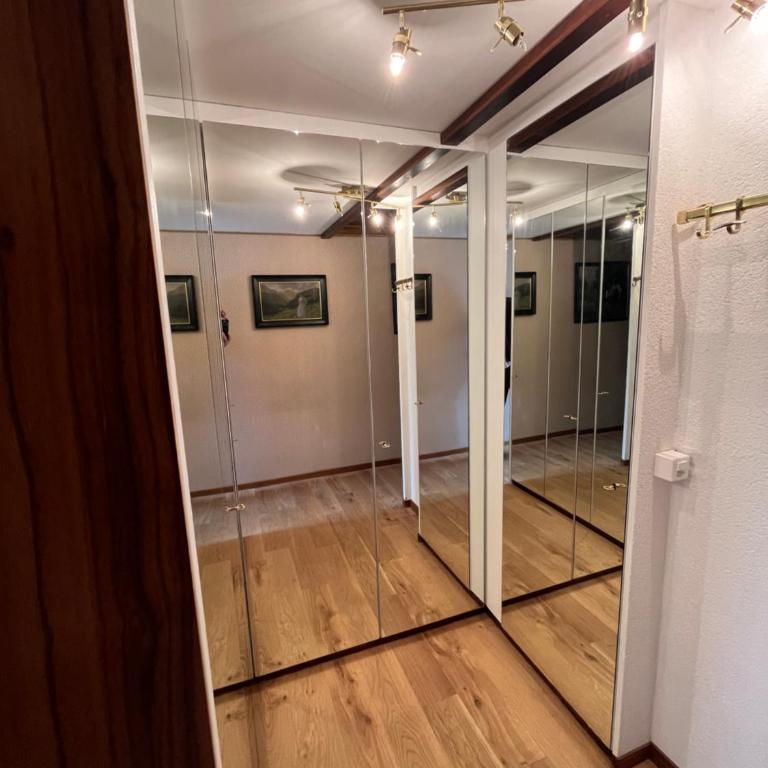 Bel appartement deux chambres à coucher Etrier - Two-Bedroom Apartment - 15