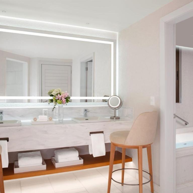 Dreams Riviera Cancun Resort & Spa - All Inclusive - Preferred Club Ocean front Bridal Suite - 3