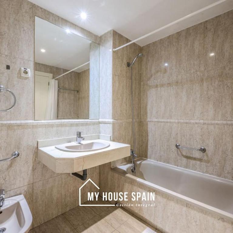 MyHouseSpain - Con parking junto a IFEMA y Barajas - One-Bedroom Apartment - 16