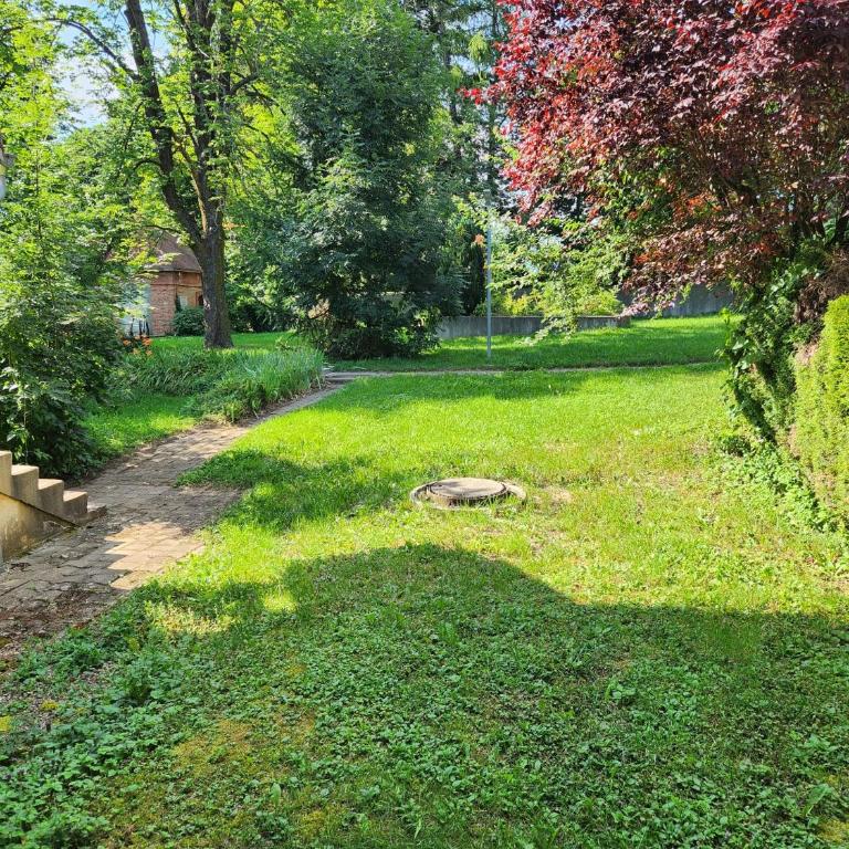 appartement T3 avec jardin proche village - Appartement 2 Chambres - 2