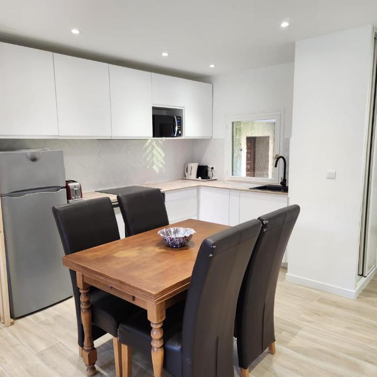 appartement T3 avec jardin proche village - Appartement 2 Chambres - 3