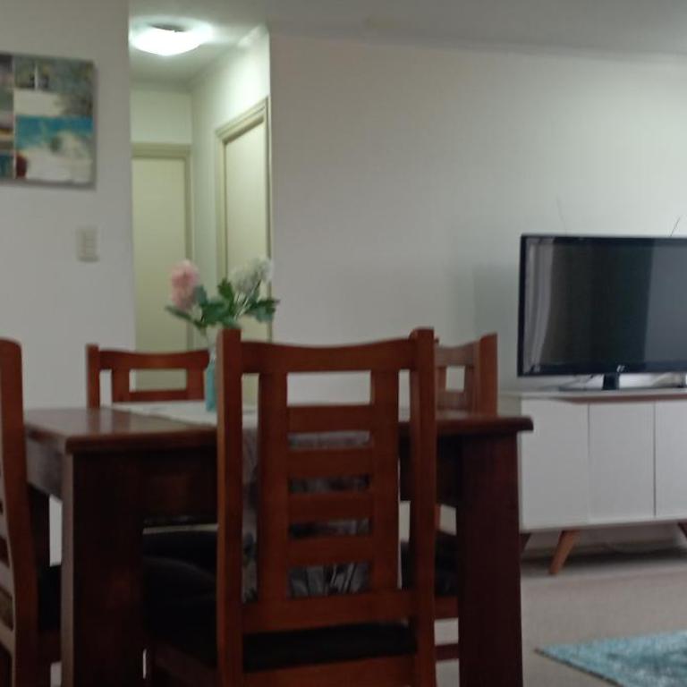 Cómodo departamento amoblado con estacionamiento - Two-Bedroom Apartment - 1