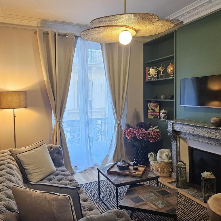 Chic Apartment By Capucine - Grands Magasins - Appartement 2 Chambres - 1