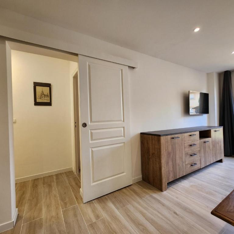 appartement T3 avec jardin proche village - Appartement 2 Chambres - 17