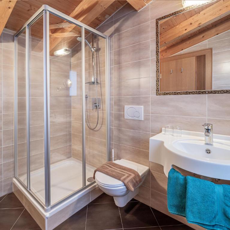 Haus Annakogl und Haus Barbara - Doppelzimmer - Dachgeschoss - 3