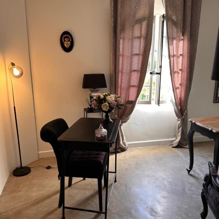 Bastide Aïna SPA et piscine - Suite Junior – Vue sur Montagne - 20