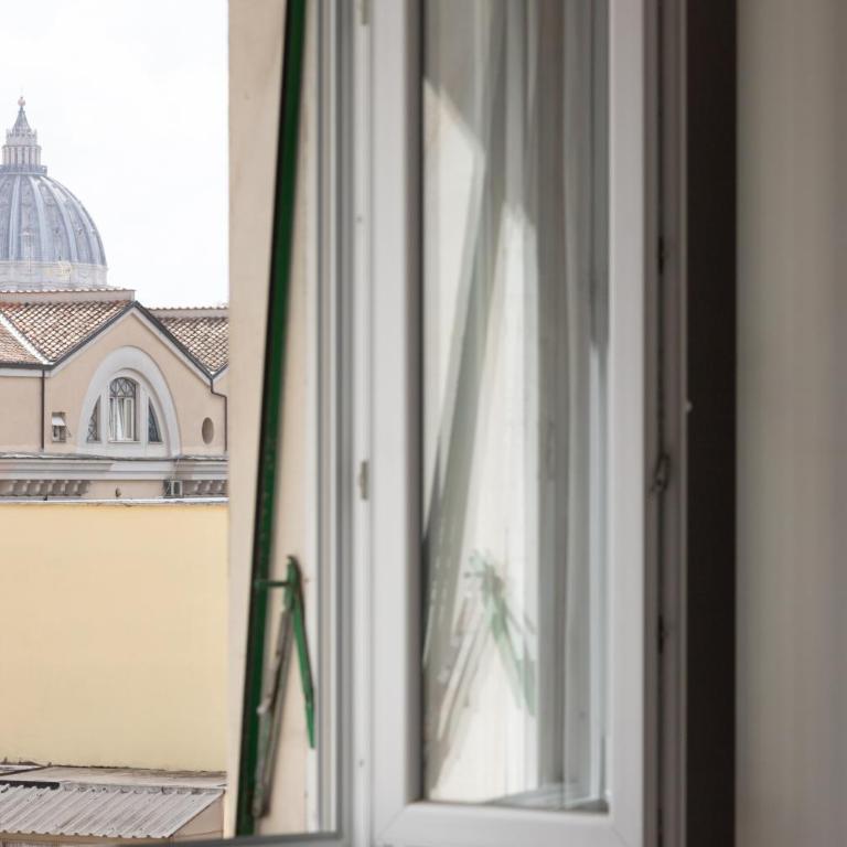 Giglio Dome View - St Peter View, 300mt to Metro A, Vatican City, A-C - Appartamento con 2 Camere da Letto - 8