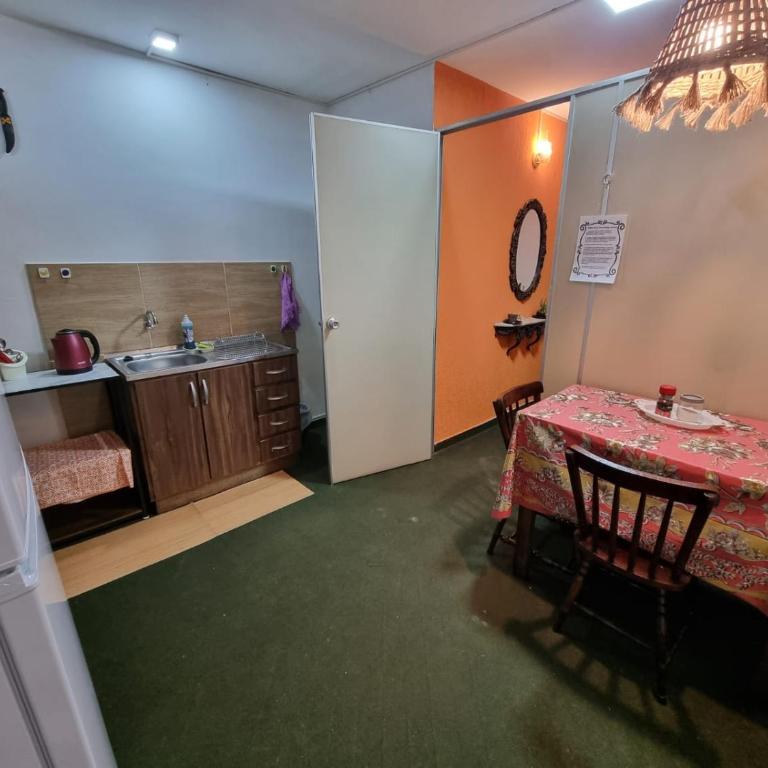 Hostal Vintage en el Centro de Asunción - One-Bedroom Apartment - 8