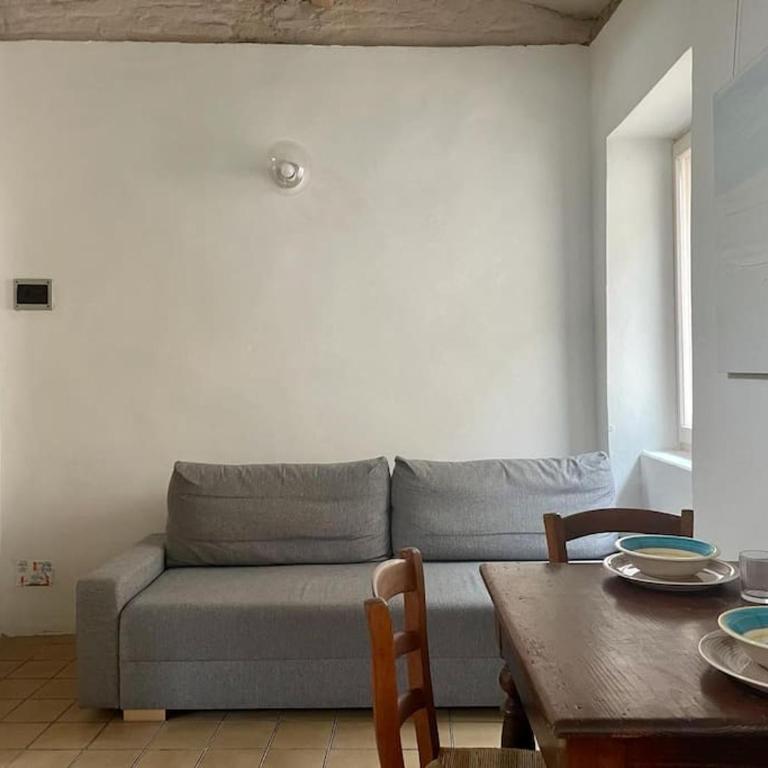 Numero 5 - Appartamento con 1 Camera da Letto - 2