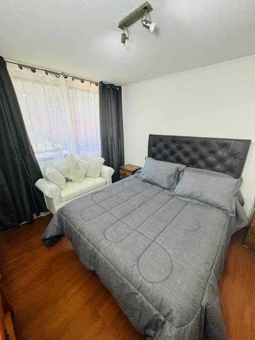 Dpto, Bar y con Estacionamiento - Apartamento de 2 dormitorios - 2