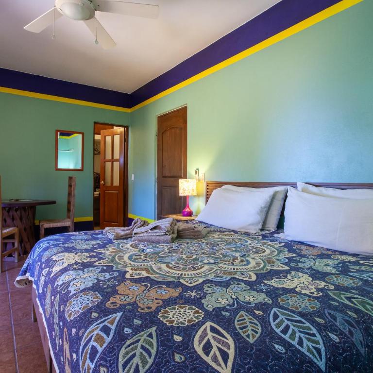 Casa Juarez B&B - Suite con vistas a la piscina - 9