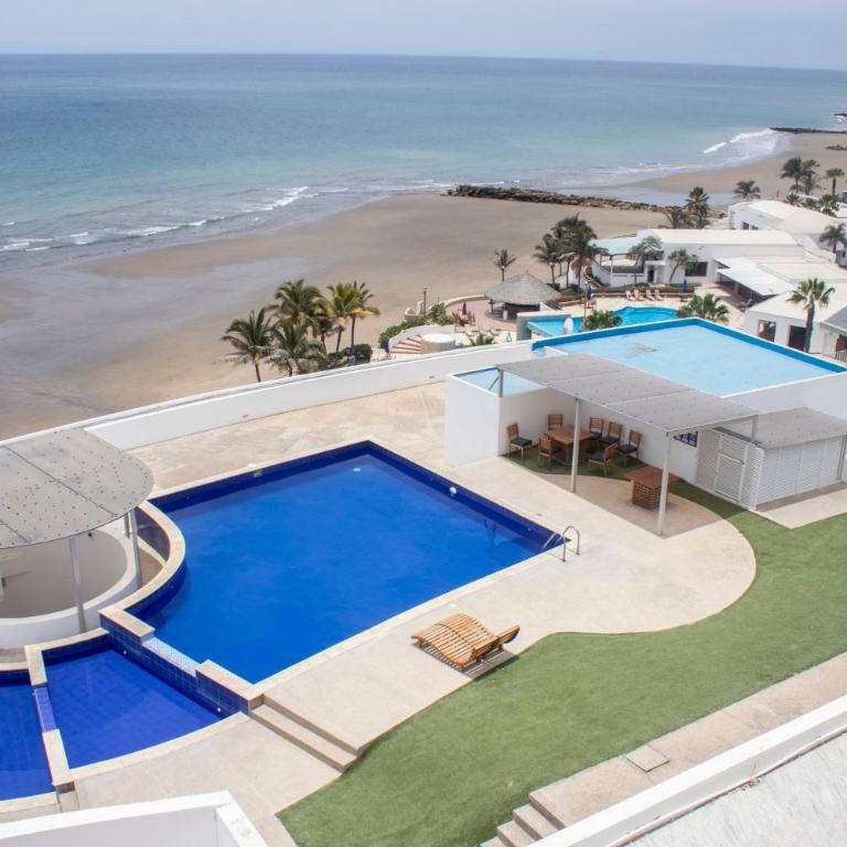 Departamento familiar frente al mar - Two-Bedroom Apartment with Terrace and Sea View - 1