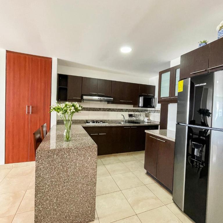 Departamento familiar frente al mar - Two-Bedroom Apartment with Terrace and Sea View - 5