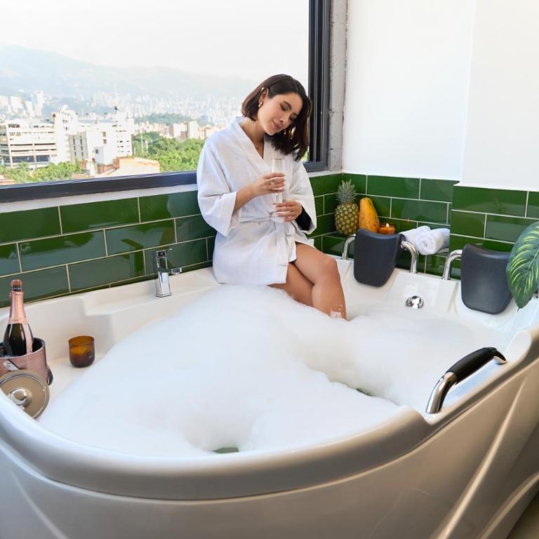 Jacuzzi Retreat Cozy Aparta-Suite Rosa Negra - Apartamento de 2 dormitorios - 8