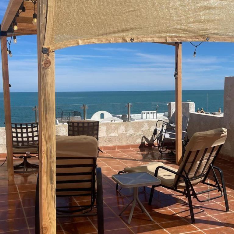 Villa Las Palmas Beachview Rental - Casita de Playa - Casa - 31