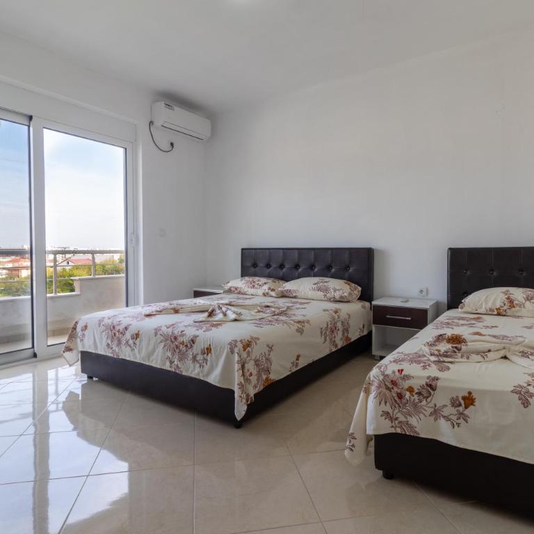 AS Apartments - Apartman sa 2 Spavaće Sobe i Balkonom - 1