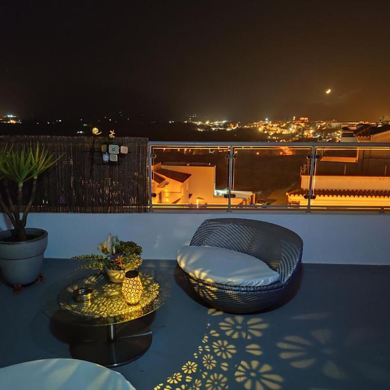 ÁTICO RILQUE, Apartamentos Independientes con Jacuzzi Privado y Terraza en Ronda - Loft - 16
