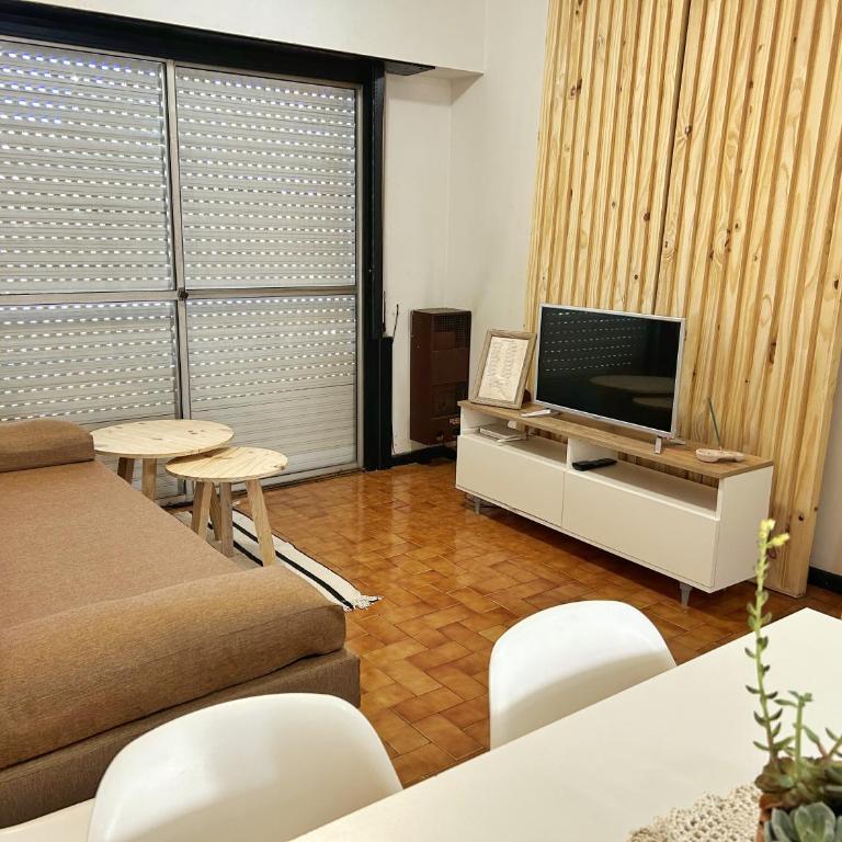 Departamento en La Perla - One-Bedroom Apartment - 9