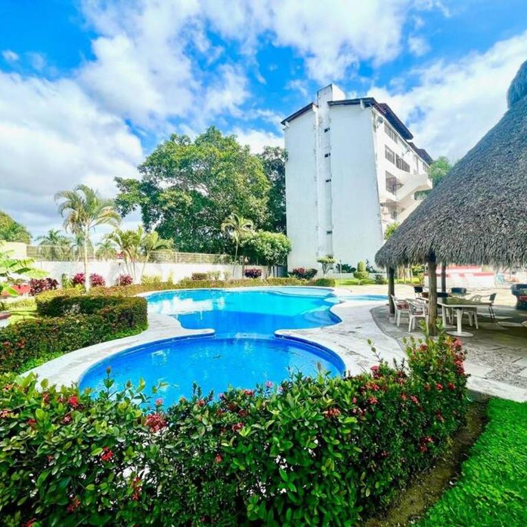 Great condo in the best location - Apartamento de 2 dormitorios - 28