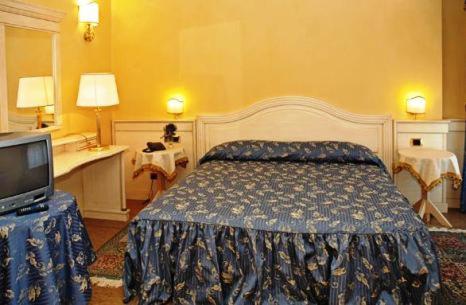 Hotel Columbus - Suite con Balcone e Vista Mare - 6