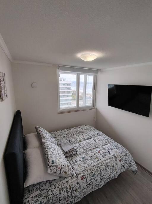 Exclusivo Departamento con Vista Panorámica al Mar a Solo 50 Metros de la Playa - Apartamento de 2 dormitorios - 18