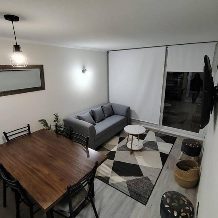 Exclusivo Departamento con Vista Panorámica al Mar a Solo 50 Metros de la Playa - Apartamento de 2 dormitorios - 32