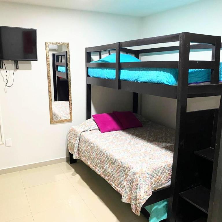 Condominio Portico - Two-Bedroom Apartment - 10