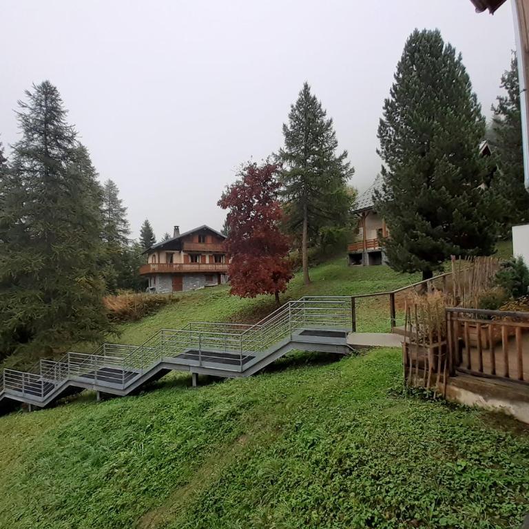 Appartement 3 pièces proche télécabine, 2 chambres, skis aux pieds, parking offert - FR-1-561-135 - Appartement - 12