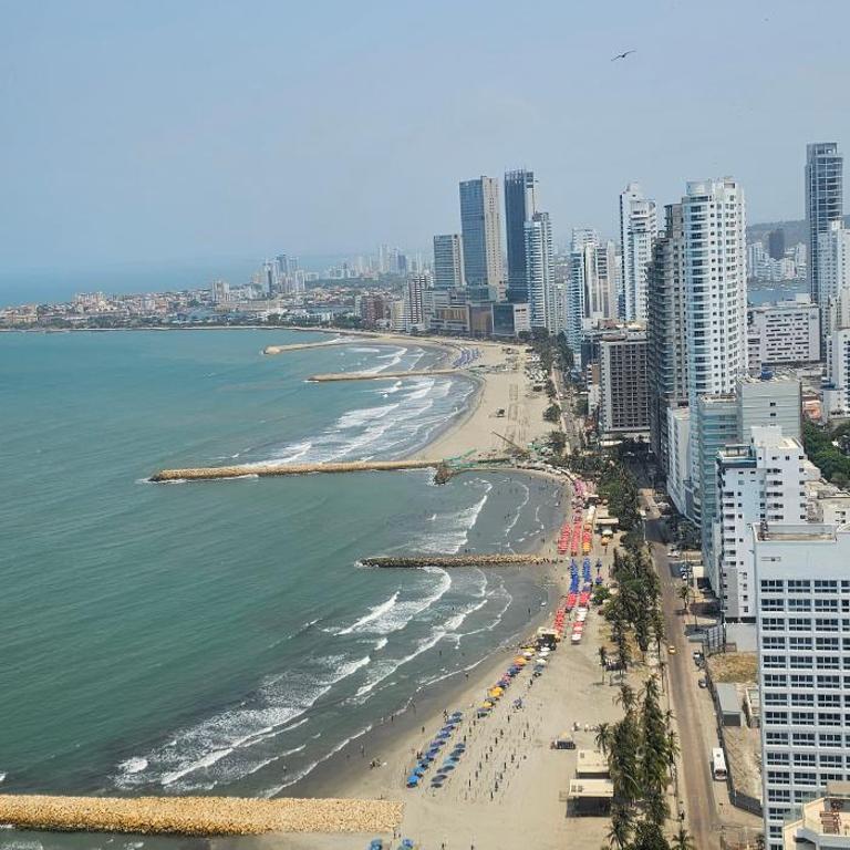 Lujo frente a la playa - Two-Bedroom Apartment - 4