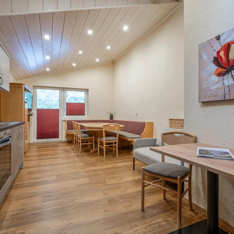 Appartementhaus im Winkel - Deluxe Apartment mit 4 Schlafzimmern - 3