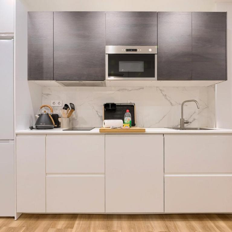 Deustown Apartamentos - Two-Bedroom Apartment - 12
