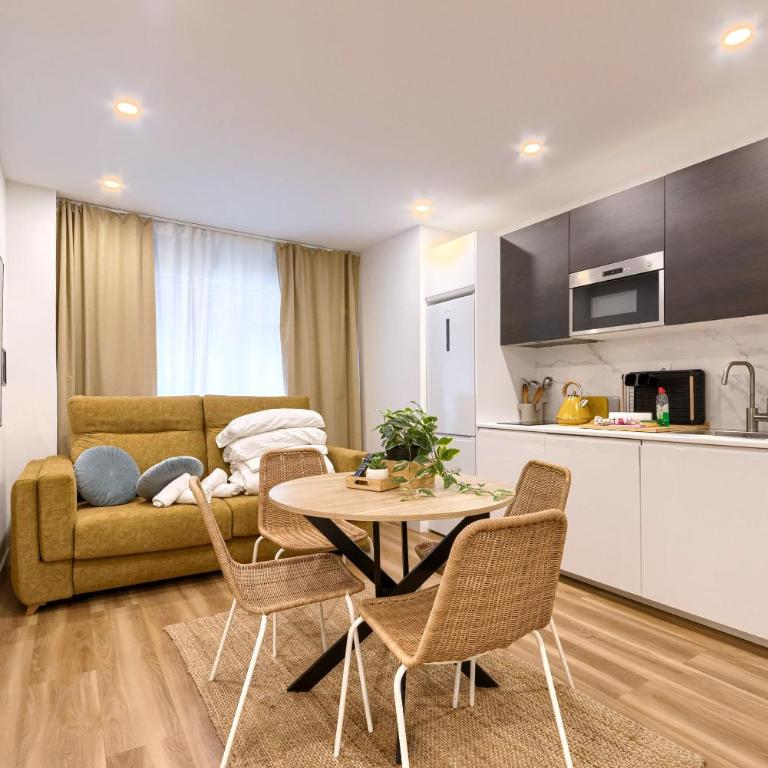 Deustown Apartamentos - One-Bedroom Apartment - 4