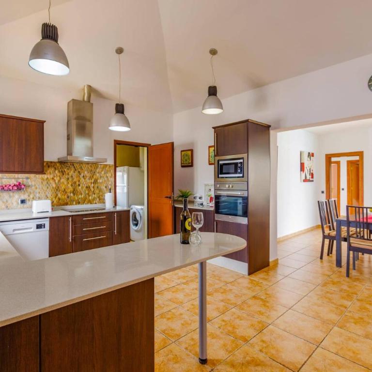 Villa Maca by Villa Plus - Villa - 7