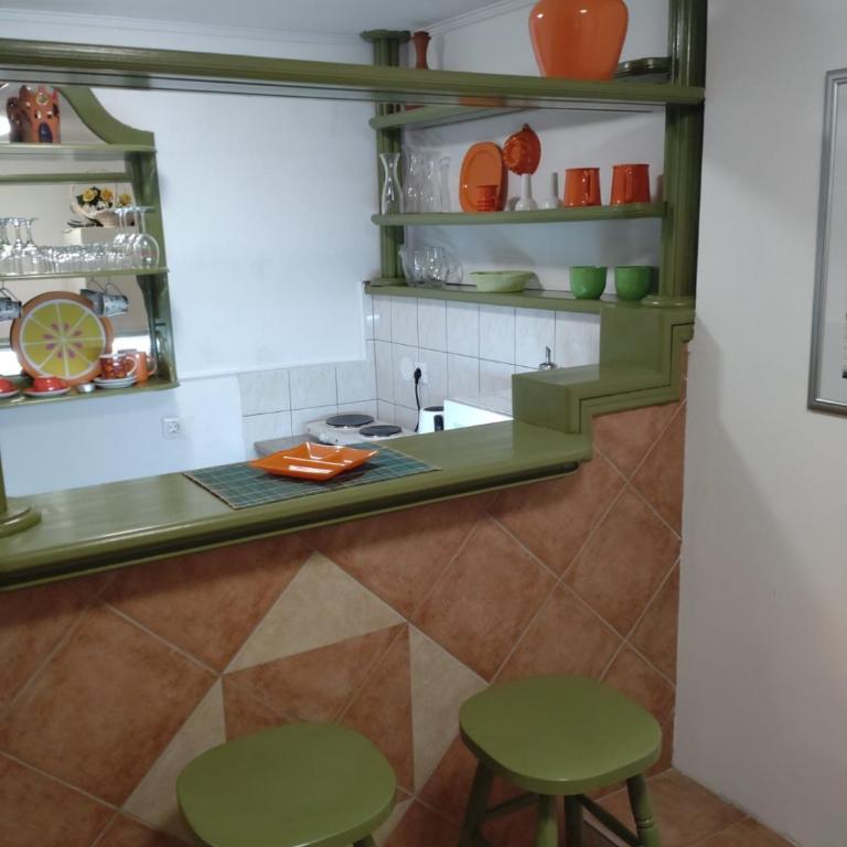 Green Lily Apartments - Studio Apartment - 10