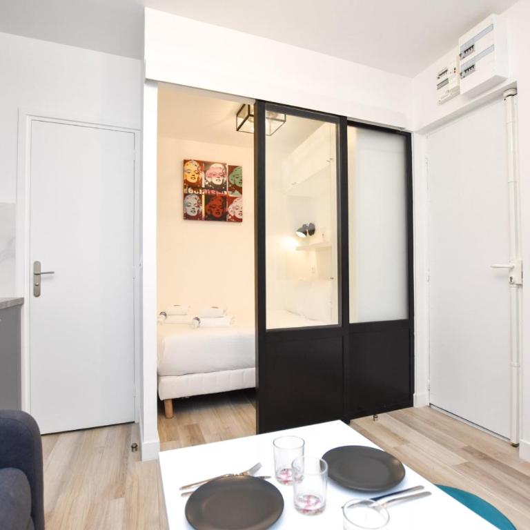 Charming apartment - 1BR-2P - Petit-Montrouge - One-Bedroom Apartment - 10