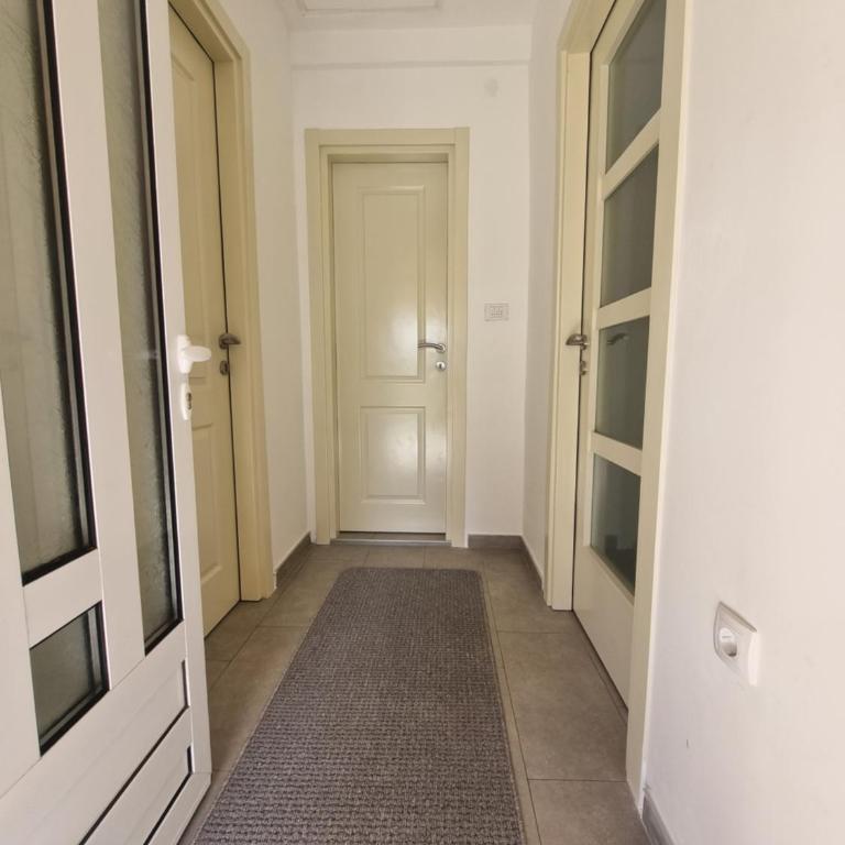 Apartment Matija Airport - Apartman sa 1 Spavaćom Sobom - 3